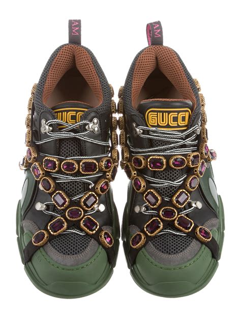 gucci flashtrek sneakers